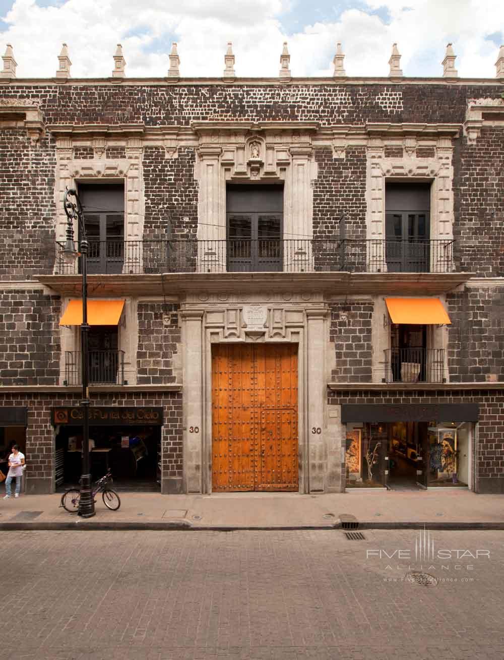 Blending Colonial 17th Century Grandeur With A Raw Industrial Edge, Downtown Integrates Local Indigenous Culture Into Its Concept While Celebrating Its Location In The Centro Historico Borough Of Mexico City.