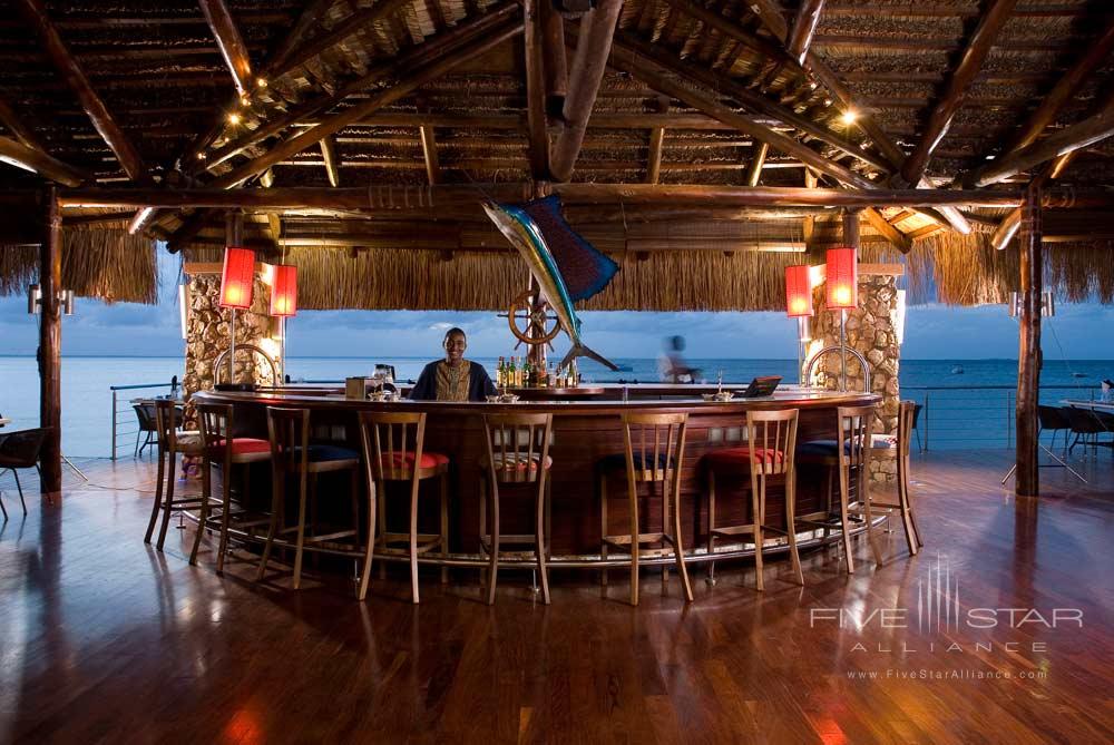 Clube Naval Bar at Anantara Bazaruto