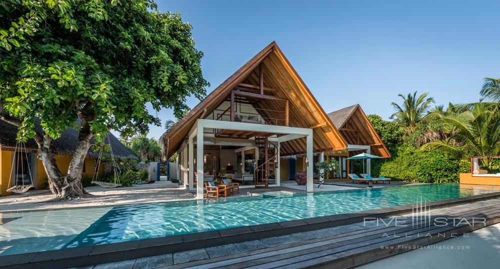 Two Bedroom Royal Beach Villa at Four Seasons Resort Maldives at Landaa Giraavaru