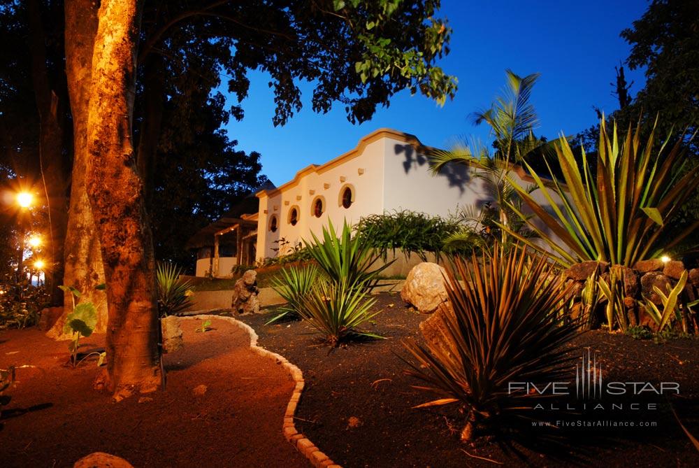 Exterior of Royal Palm Galapagos