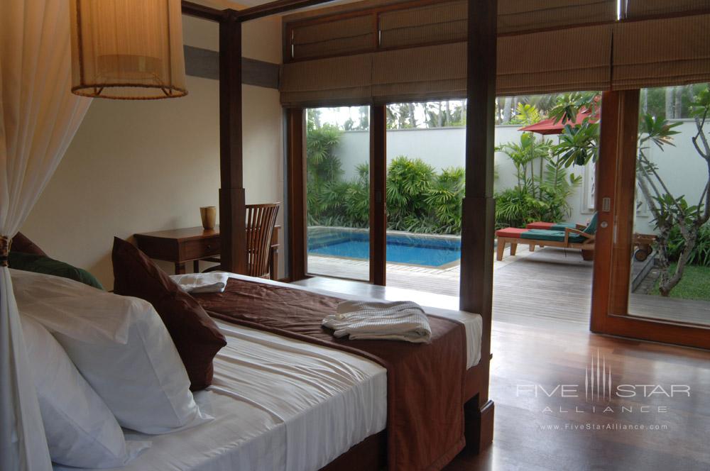 Bedroom with Plunge Pool at Serene Pavilions