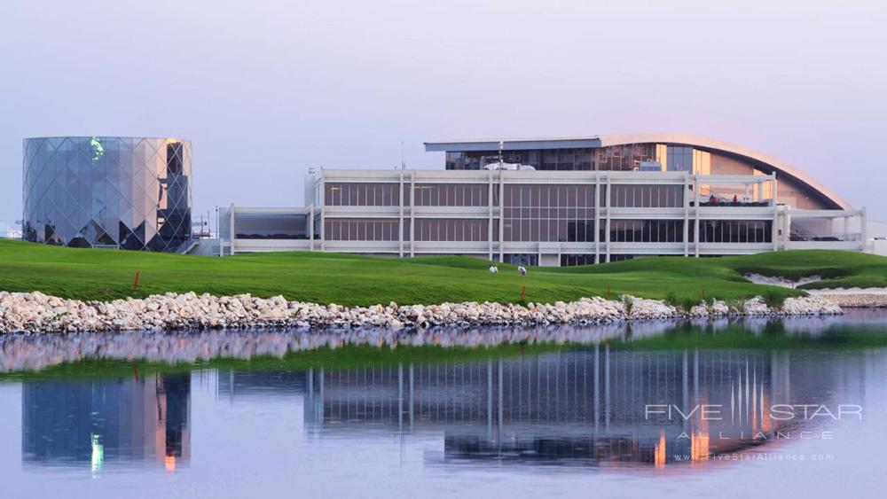 Daytime Exterior of The Four Seasons Hotel Bahrain Bay.