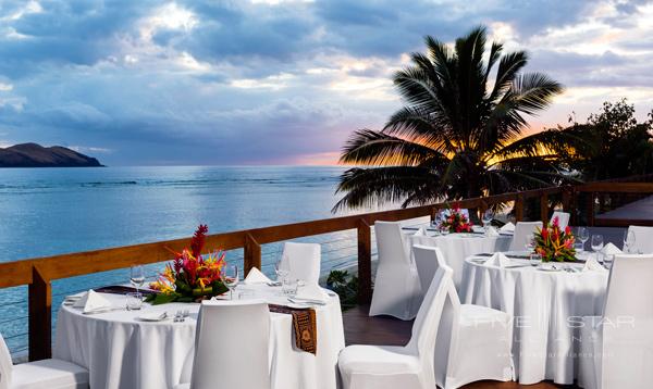 Sheraton Tokoriki Island Resort and Spa Sunset Reception