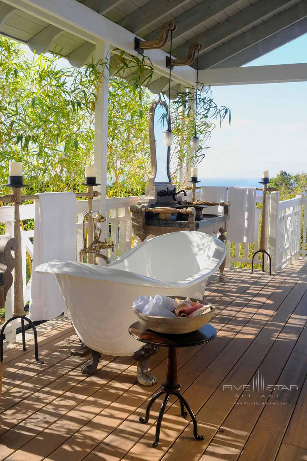 Terrace Tub At The Belle Mont Farm.