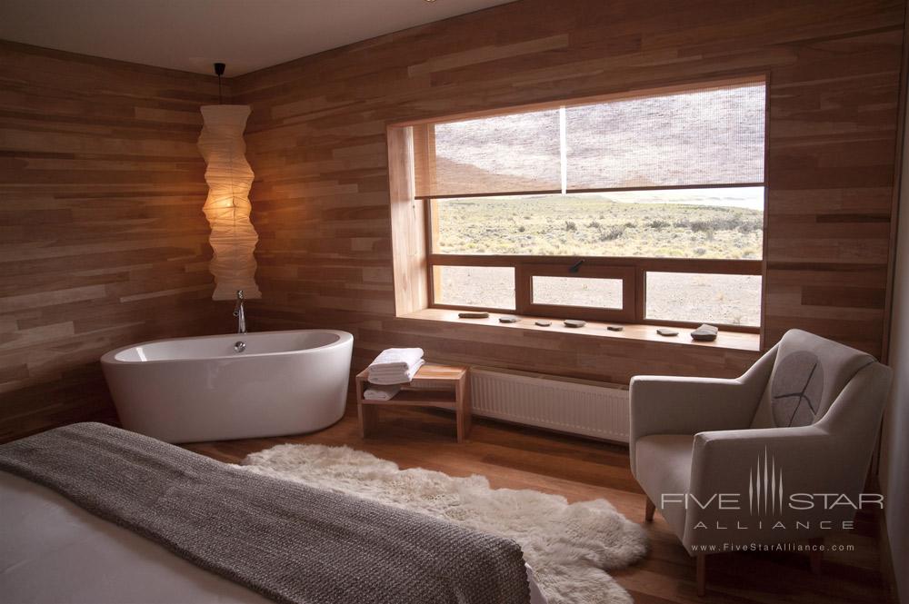Standard roomsat Tierra Patagonia are 36m2 (387 square feet) and feature the bathtub in the bedroom. The room can be arranged with a king bed or two twin beds