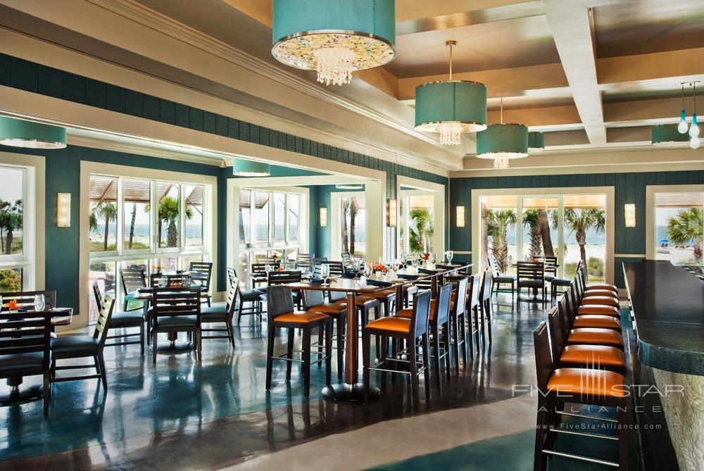 Dining and Bar at The Westin Hilton Head Island Resort and Spa
