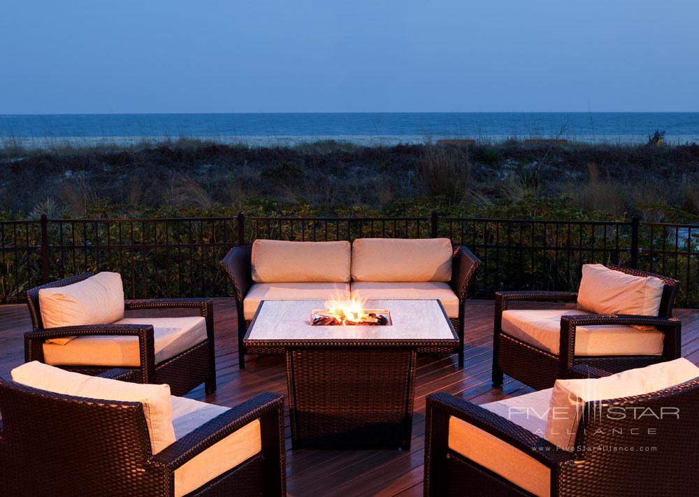 Terrace Lounge at The Westin Hilton Head Island Resort and Spa