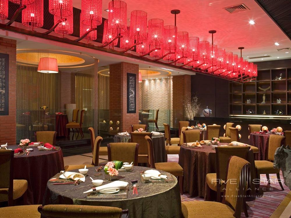 Dining at Sofitel Zhongshan Golf Resort