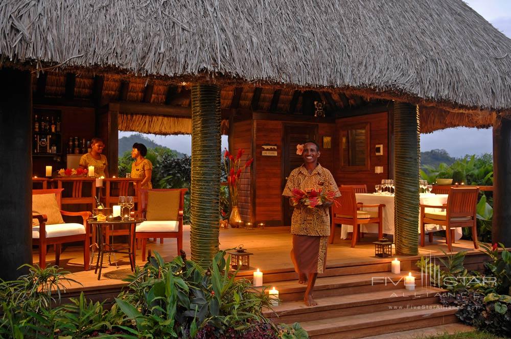 Dining at Emaho Sekawa Resort, Fiji