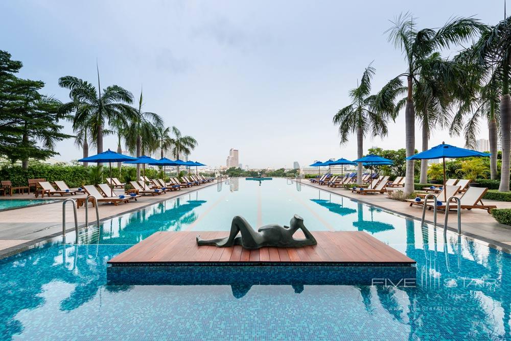 Swimming Pool at Chatrium Hotel Riverside Bangkok, Thailand