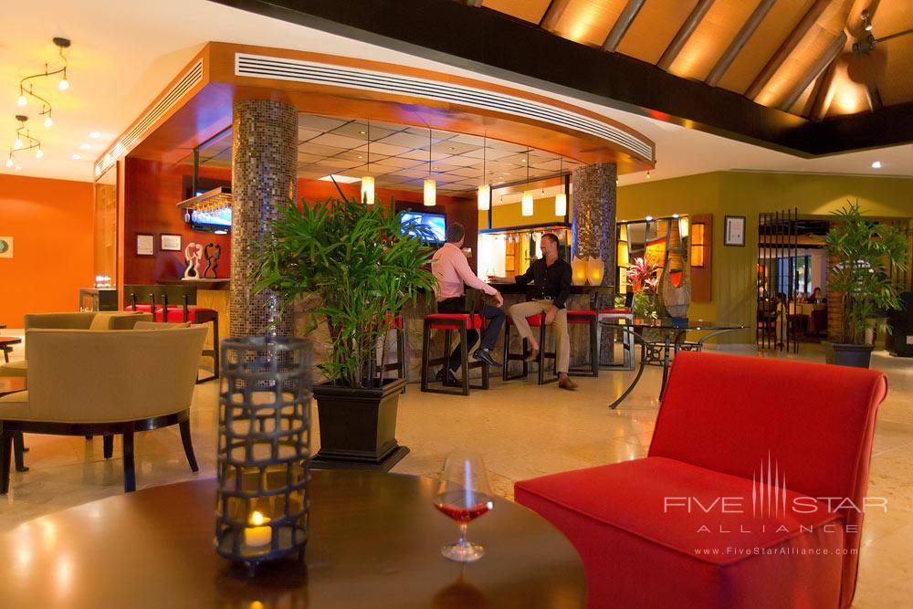 Bar and lounge at Villa Del Palmar Cancun, Q.R., Mexico