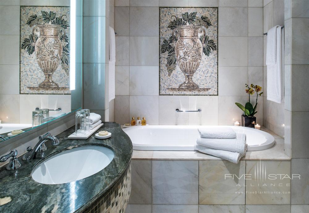Suite Bath at Palazzo Versace Dubai