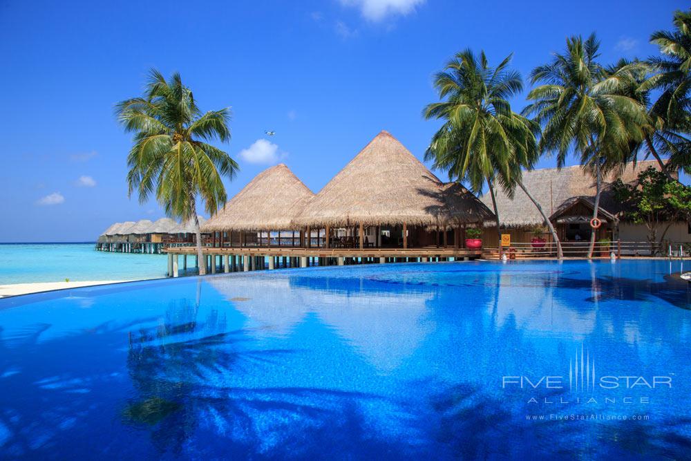 Pool at Sun Aqua Vilu Reef, Maldives