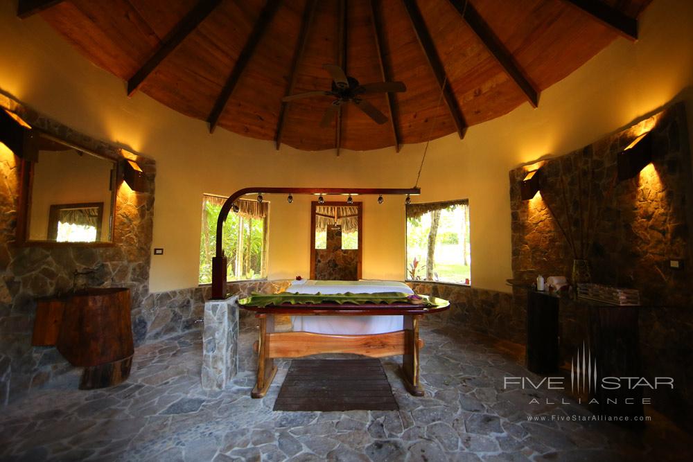 Cabin Bath at The Lodge and Spa at Pico Bonito, La Ceiba, Honduras