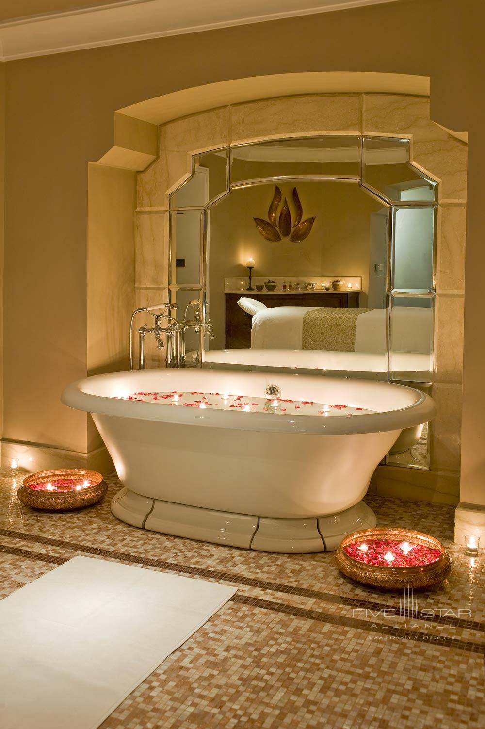 Suite Bath at Umaid Bhawan Palace, Jodphur, India