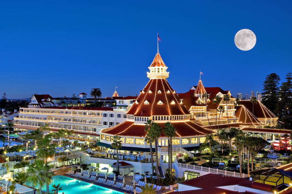 Holiday lights at the Hotel del Coronado