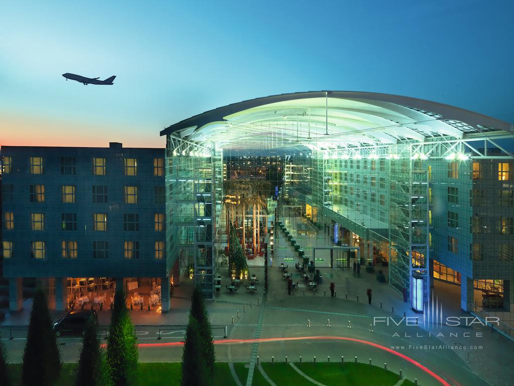 Hilton Munich Airport Exterior