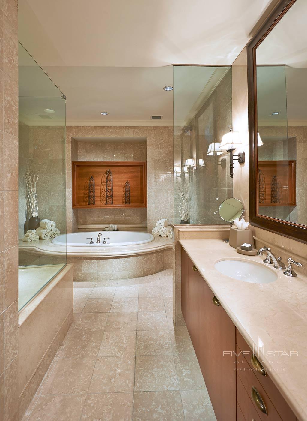 Suite Bath at Hyatt Regency Calgary, Canada