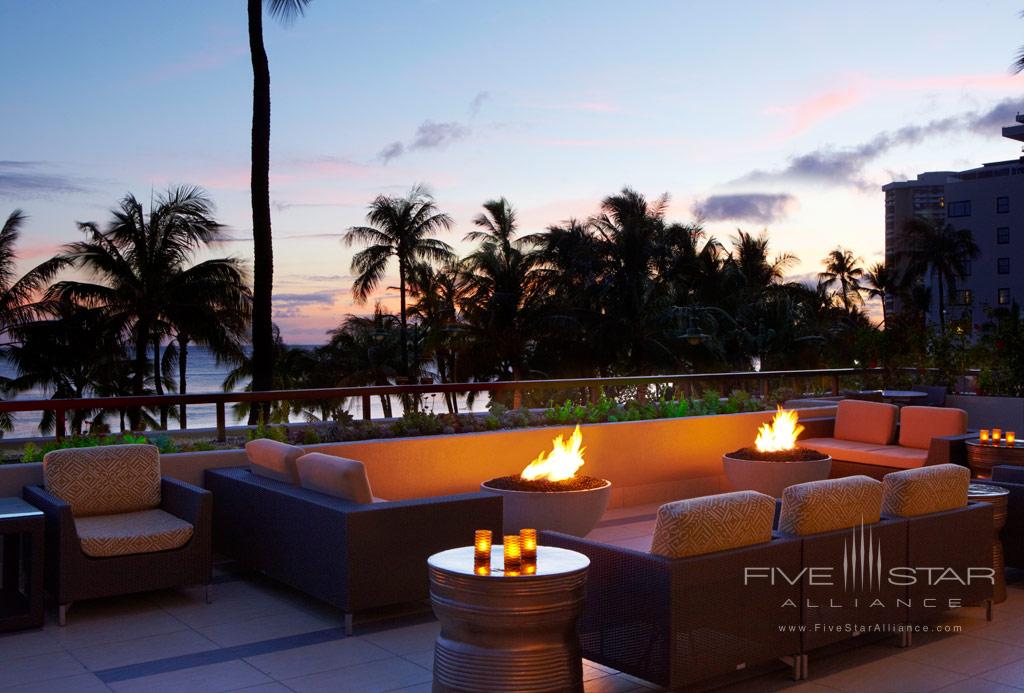 Terrace Lounge at Hyatt Regency Waikiki Beach, Honolulu, HI