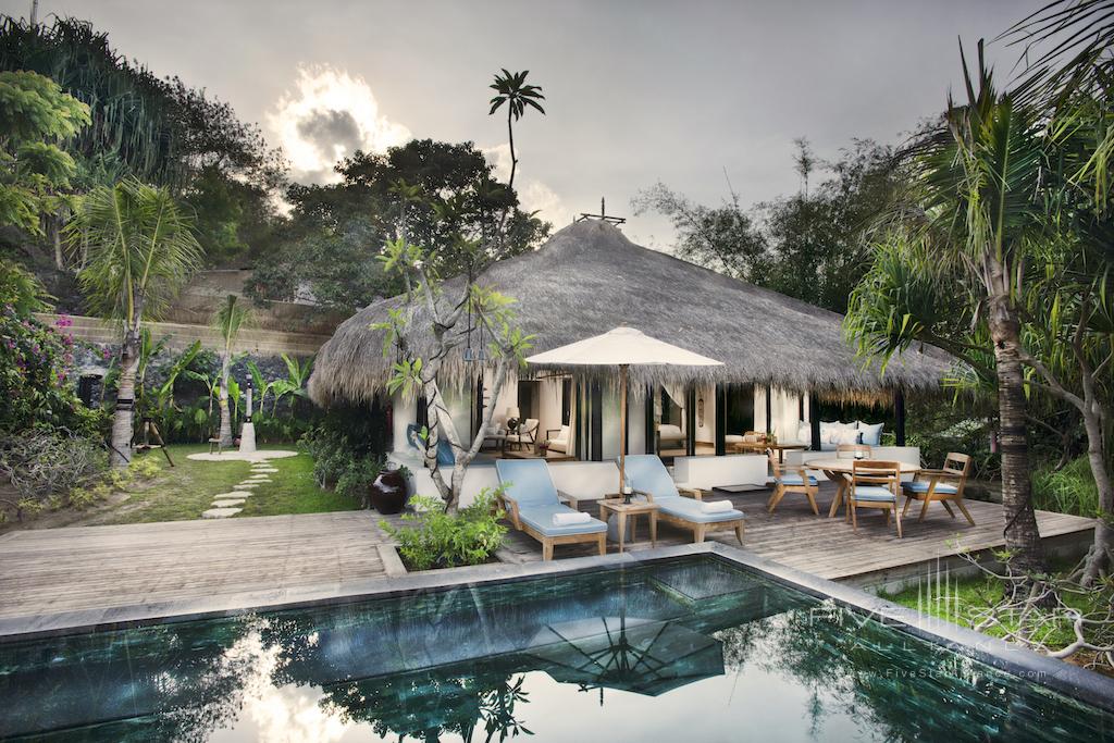 Nihi Sumba Island, formerly Nihiwatu Resort, offers a two bedroom Lulu villa which includes a master bedroom connecting to a children’s bedroom with two daybeds, one en-suite sharing bathroom, and a spacious living room with guest bathroom.