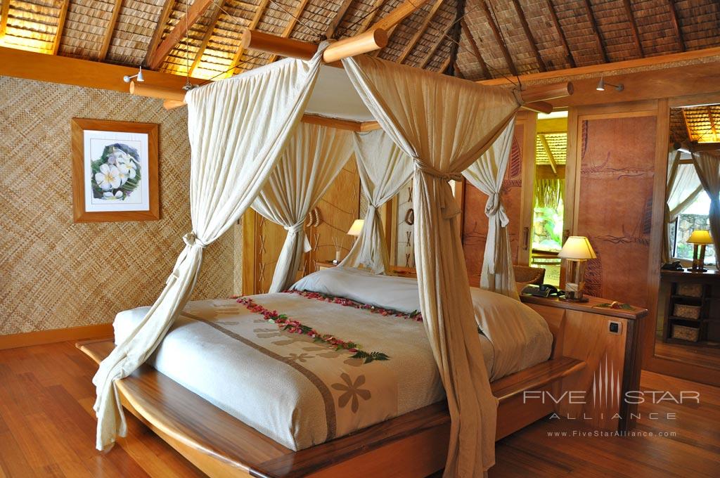 Royal Beach Villa Guest Room at Le Taha'a Island Resort &amp; Spa, Taha'a, French Polynesia