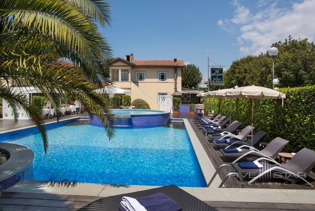 Outdoor Pool at Hotel Byron, Forte dei Marni, Italy