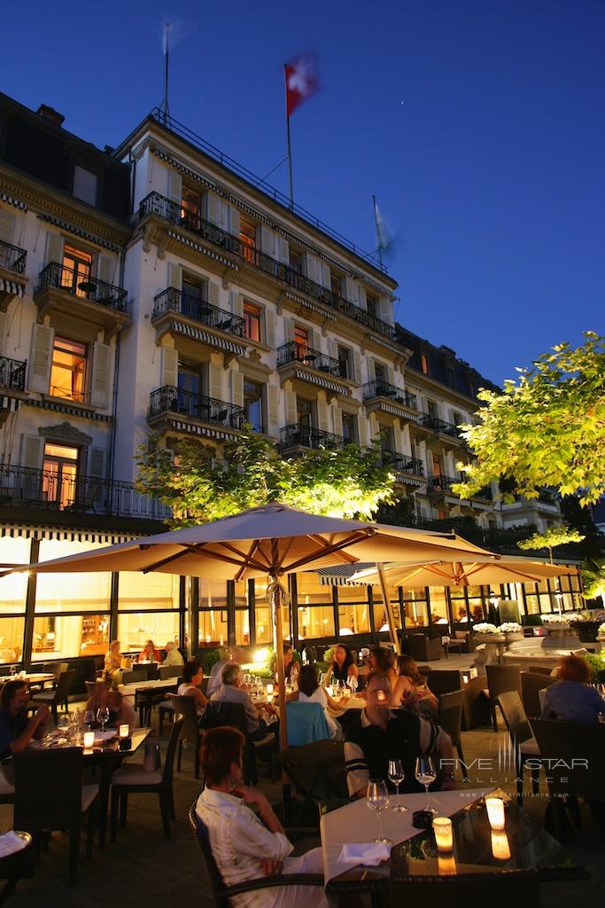 Outdoor dining at Hotel Des Trois Couronnes