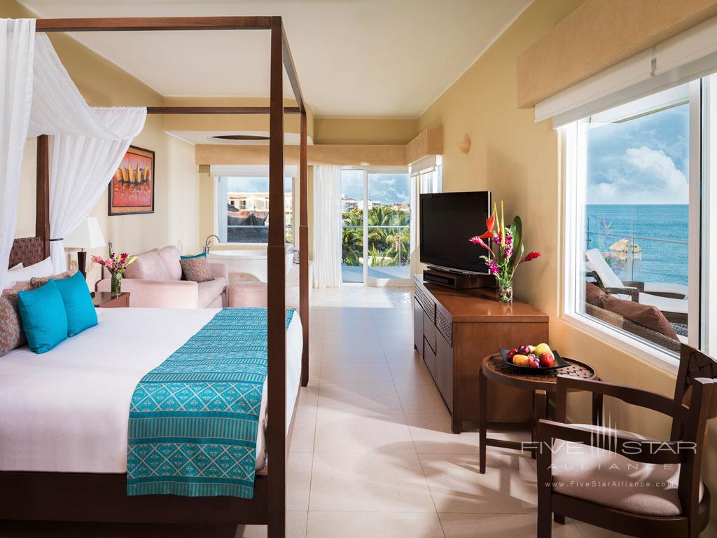 Honeymoon Suite at Azul Sensatori Hotel, Bahia Petempich, QR, Mexico