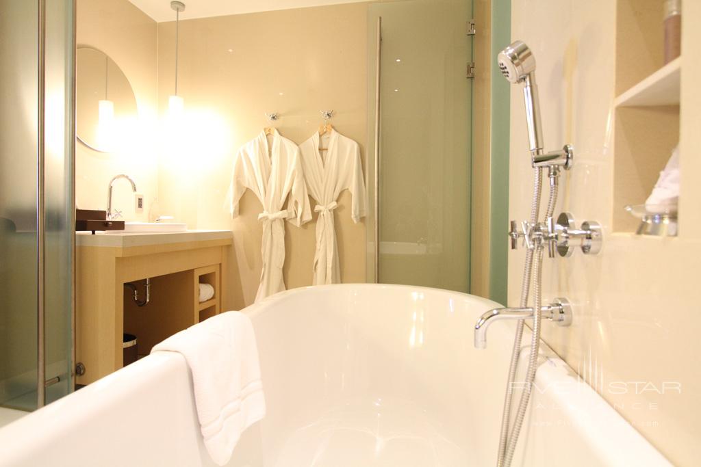 Premium World Bath at Centara Grand at CentralWorld, Bangkok, Thailand