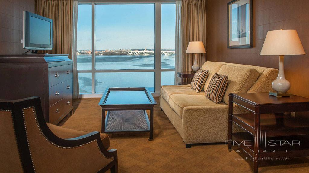 Suite Living at Gaylord National Resort, National Harbor, MD