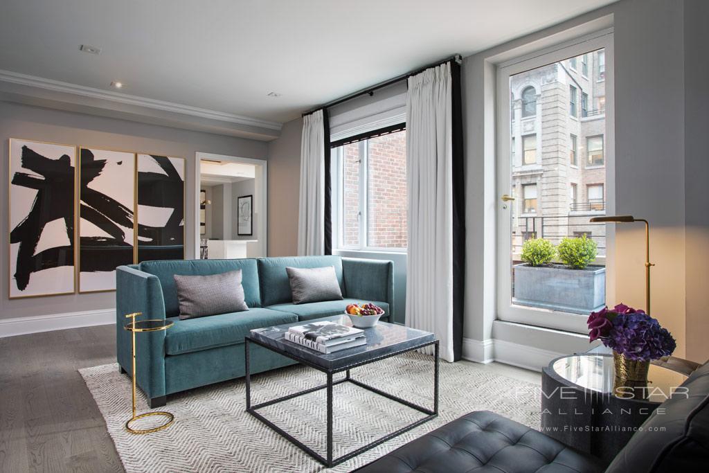 Apartment Suite Living Room at Omni Berkshire Place New York, United States