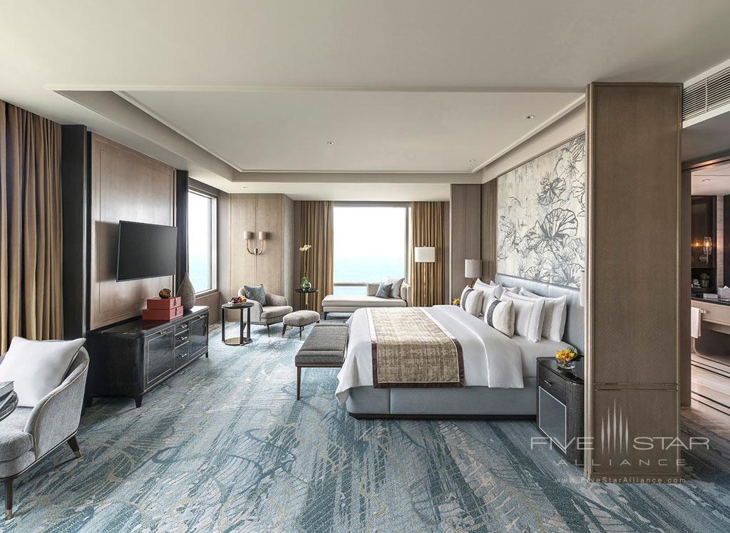 Guest Suite at Shangri-La Hotel Colombo, Colombo, Sri Lanka