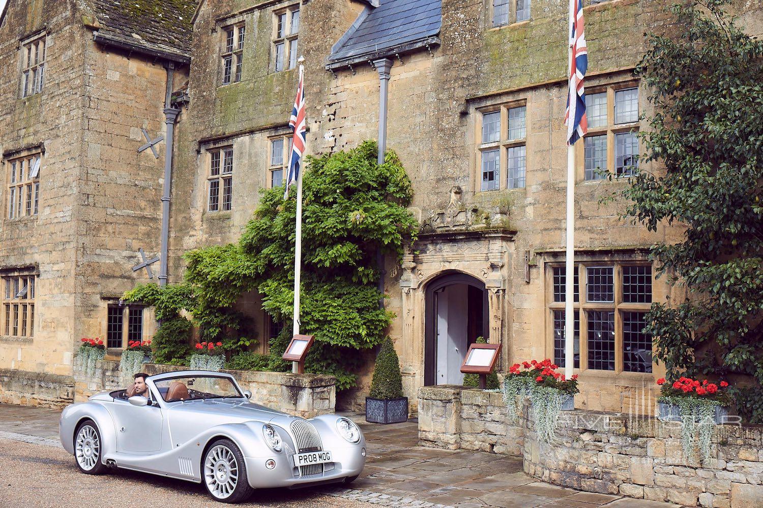 Arriving at The Lygon Arms in Broadway