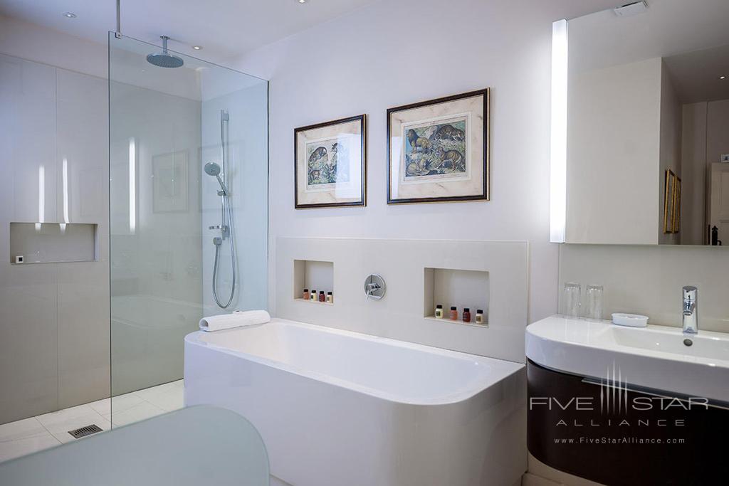 Guest Bath at Buckland Manor, Worcs, United Kingdom