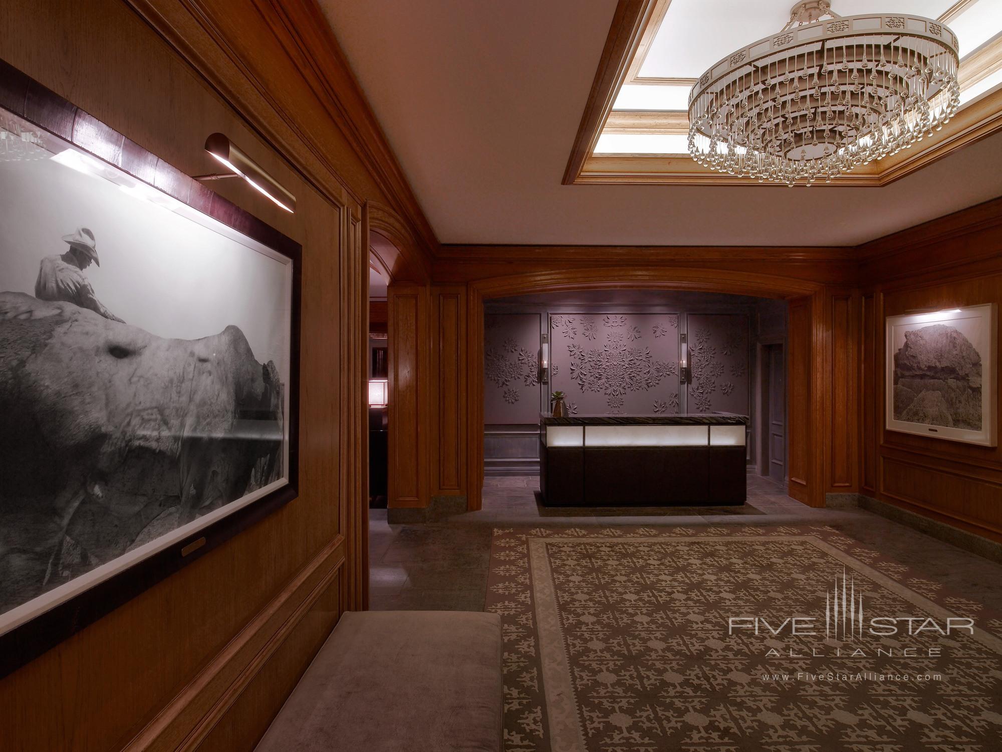 The St. Regis Aspen Concierge Desk