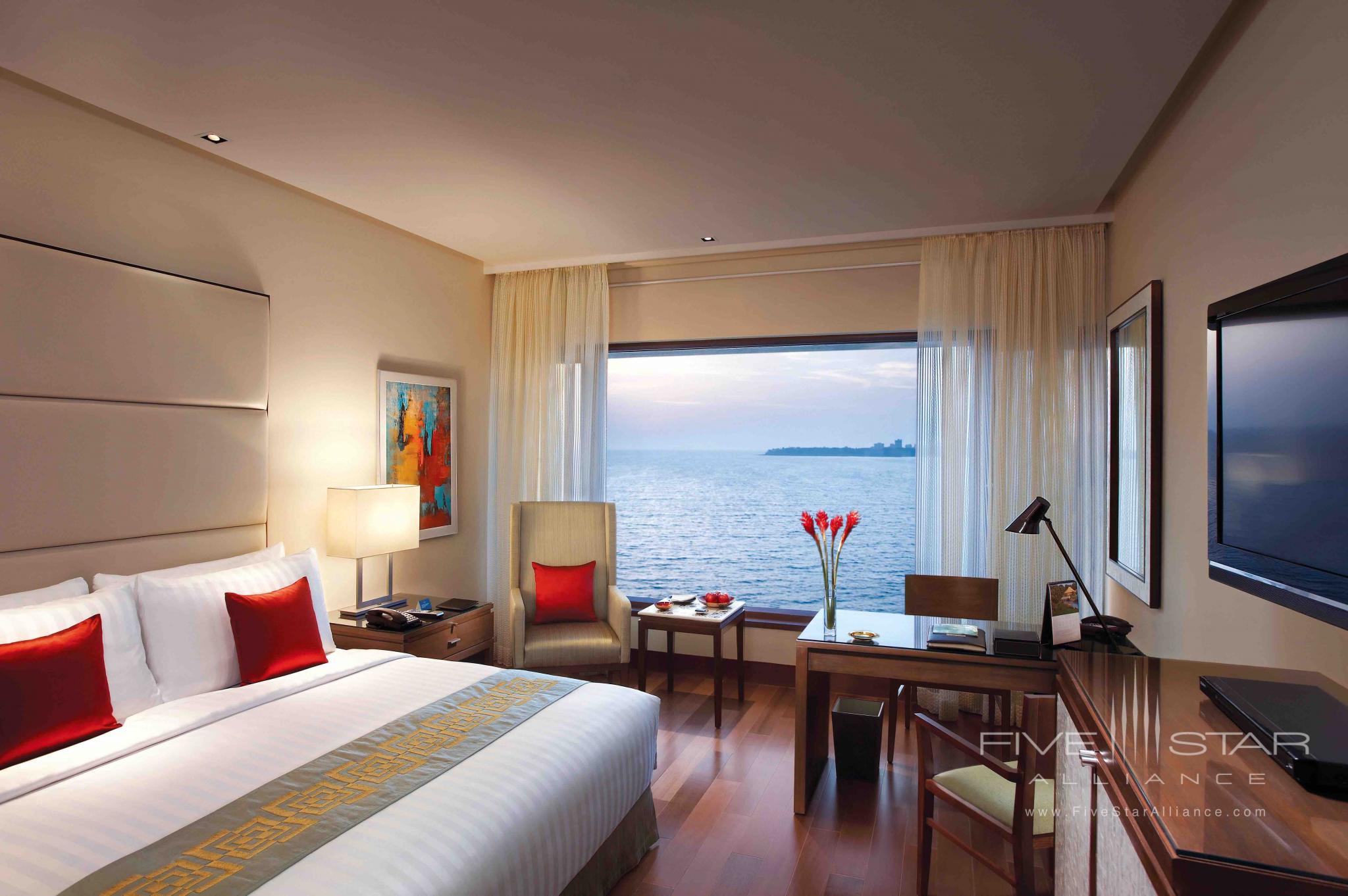 Premier Ocean View Room at The Oberoi Mumbai