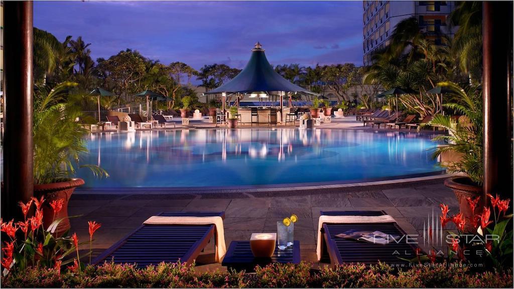 Pool at the Fairmont Singapore