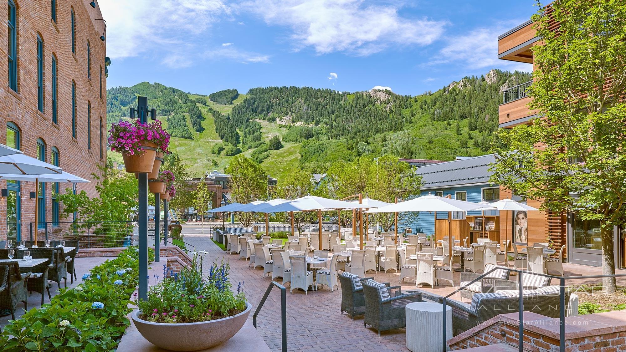 Courtyard at Hotel Jerome