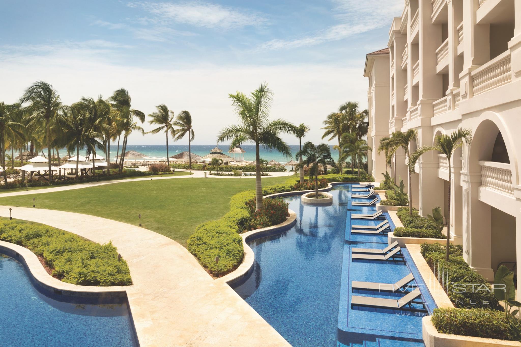 Swim Up Suites at Hyatt Ziva Rose Hall