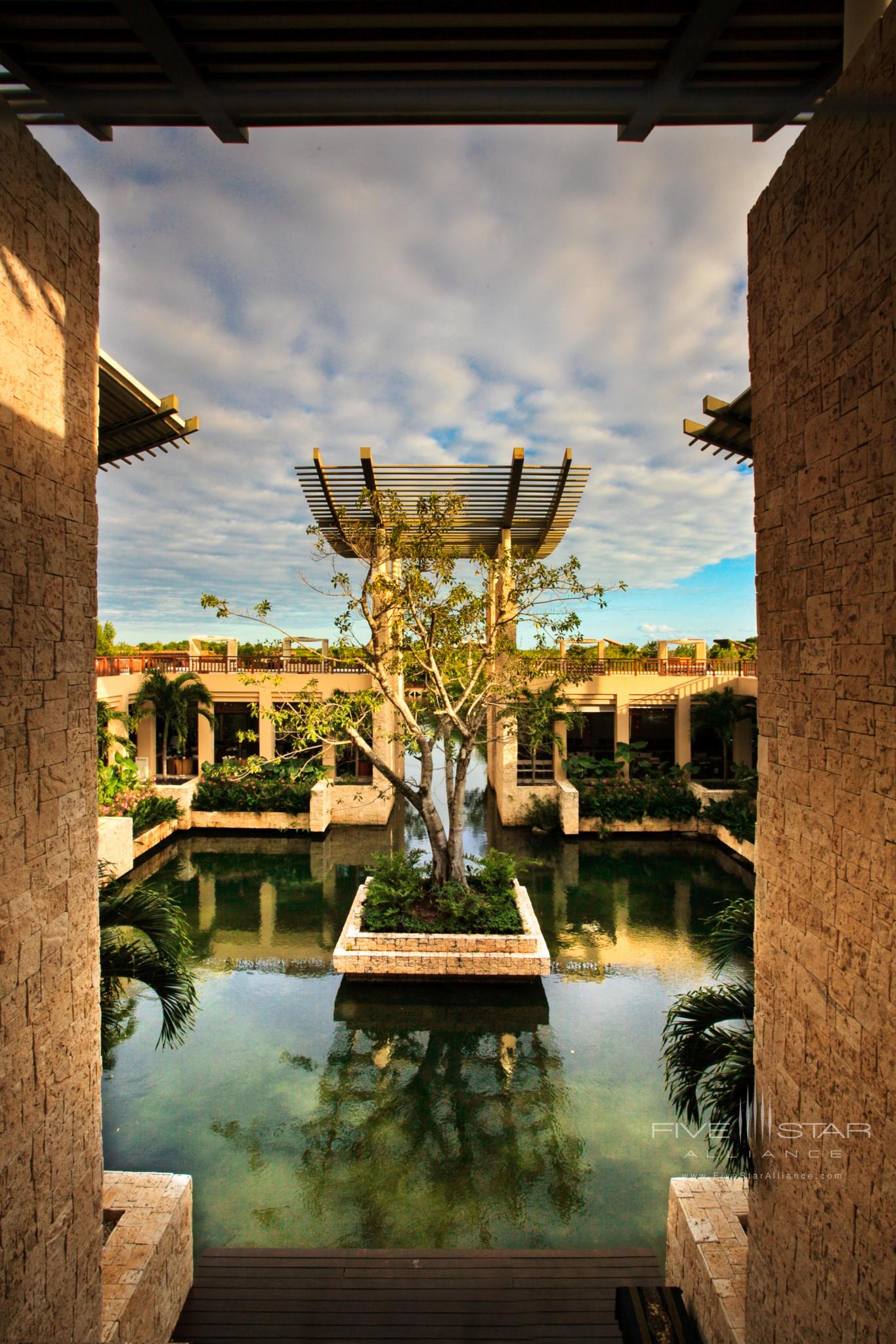 Banyan Tree Mayakoba Lobby