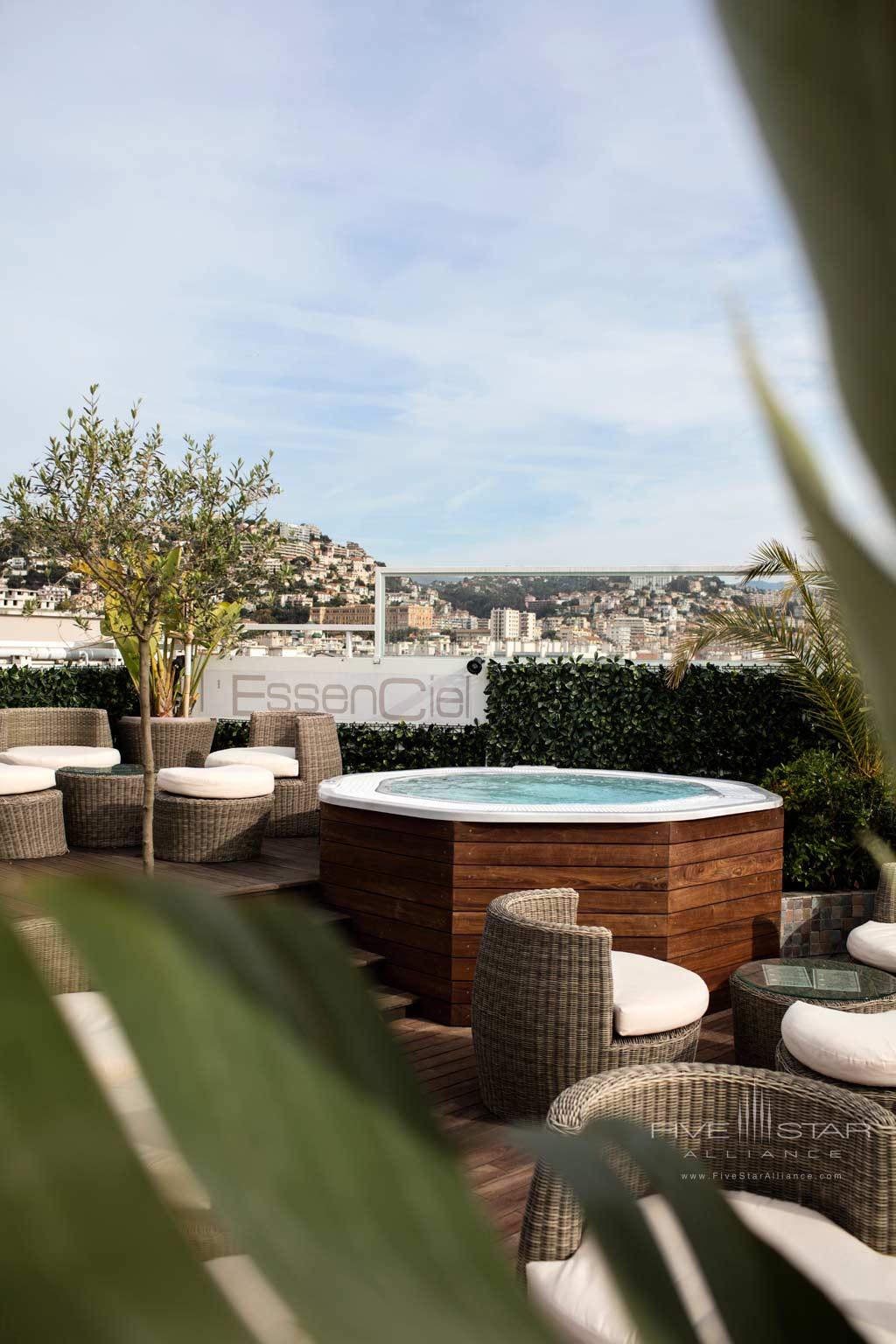 Jacuzzi at Splendid Hotel And Spa Nice, France