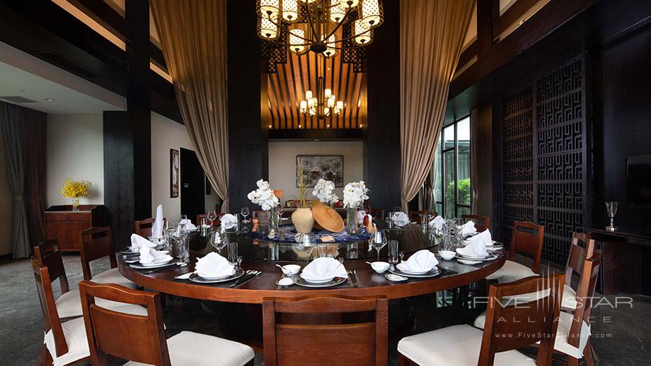 Dine at Banyan Tree Tengchong, China
