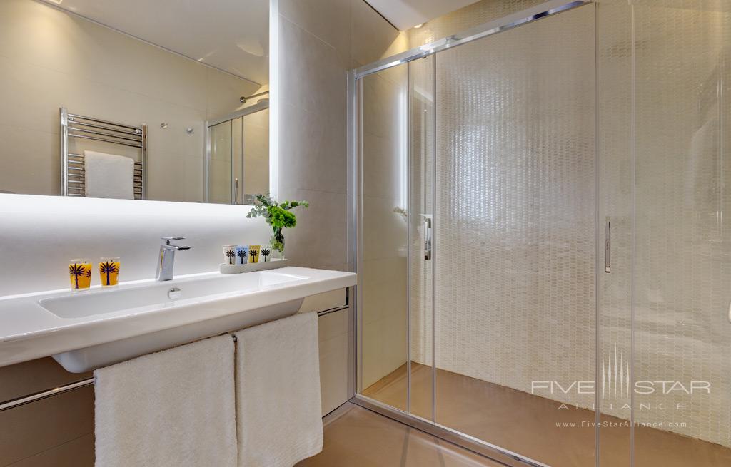 Guest Bath at Singer Palace Hotel, Rome, Lazio, Italy