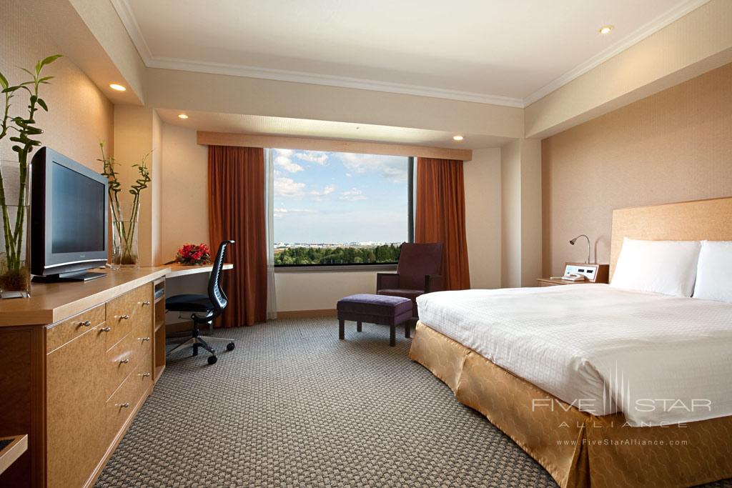 Deluxe Queen Guest Room at Hilton Tokyo Narita Airport, Japan