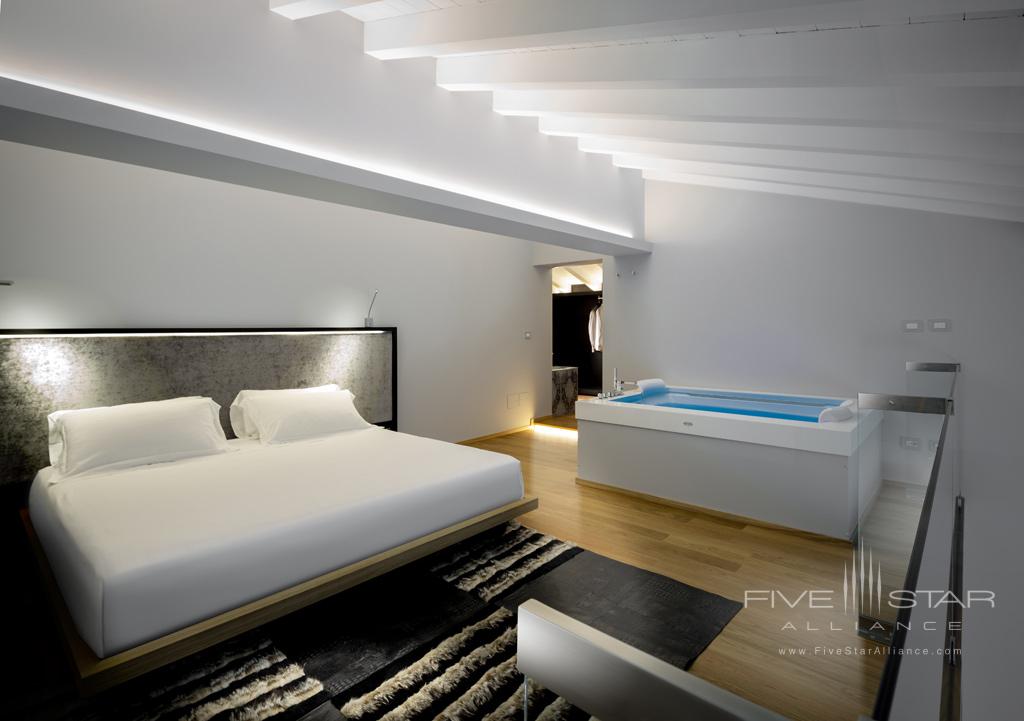 Marchesa Suite at Villa Neri Resort & Spa