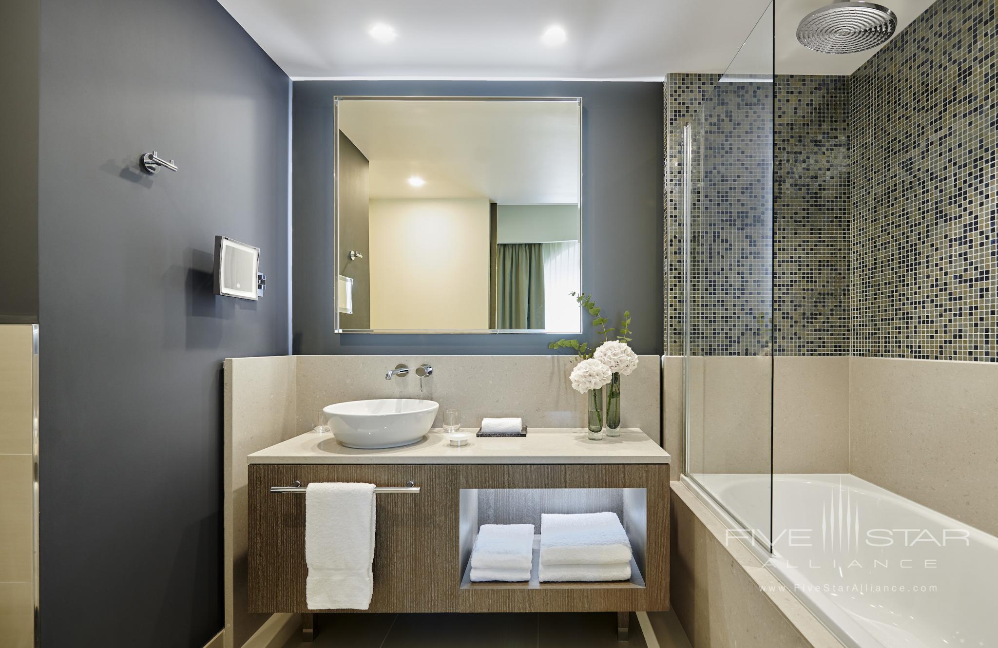 Deluxe Room Bathroom at InterContinental Lyon