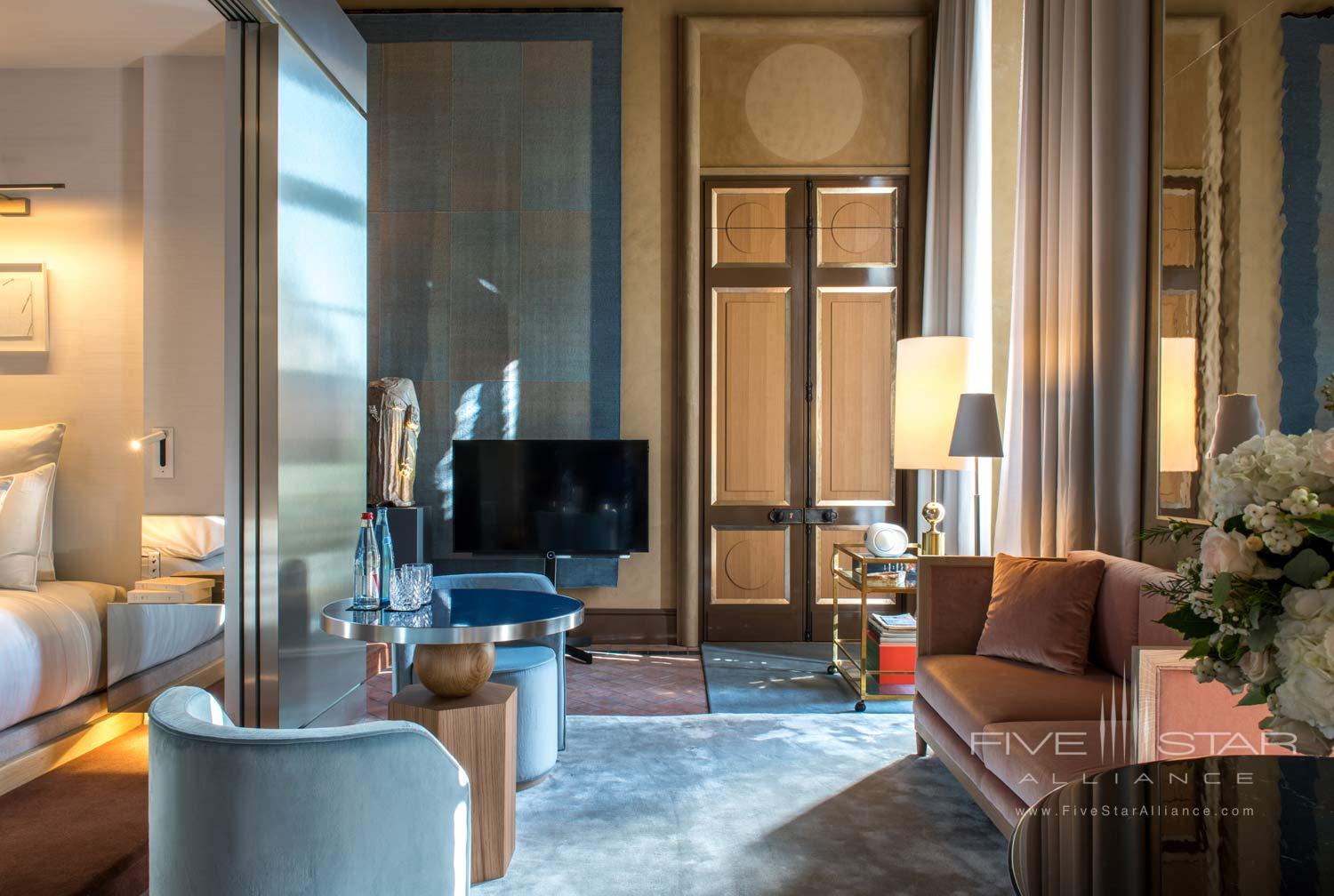 Cour des Vosges Evok Collection
