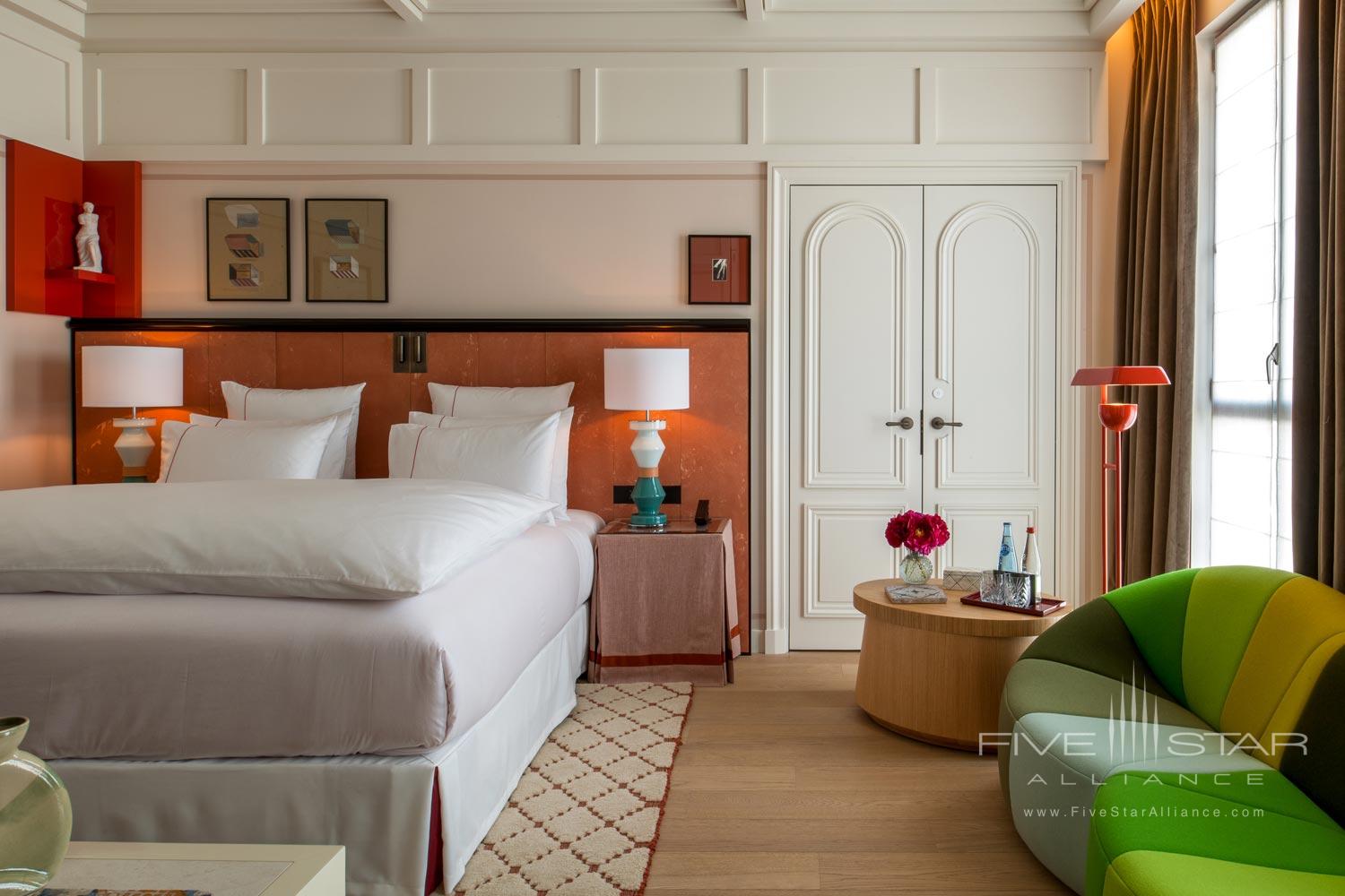Deluxe Guest Room at Sinner Hotel, Paris