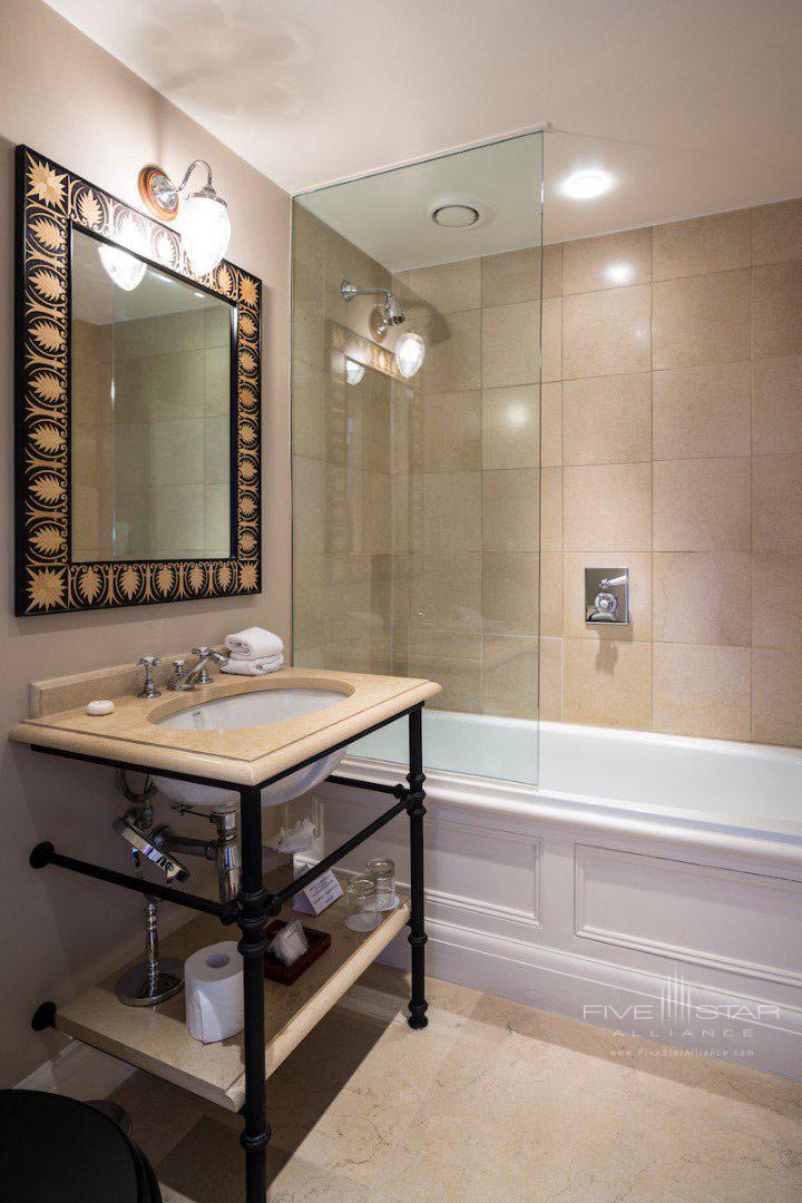 Classic Bath at Roseate House London, United Kingdom