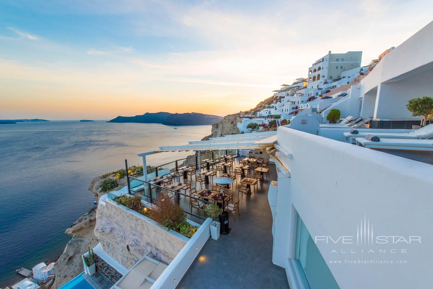 Santorini Secret Suites &amp; Spa